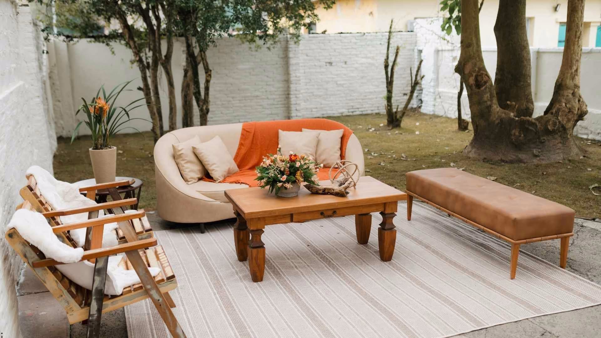 How Humidity and Heat Affect Wood Furniture at Home