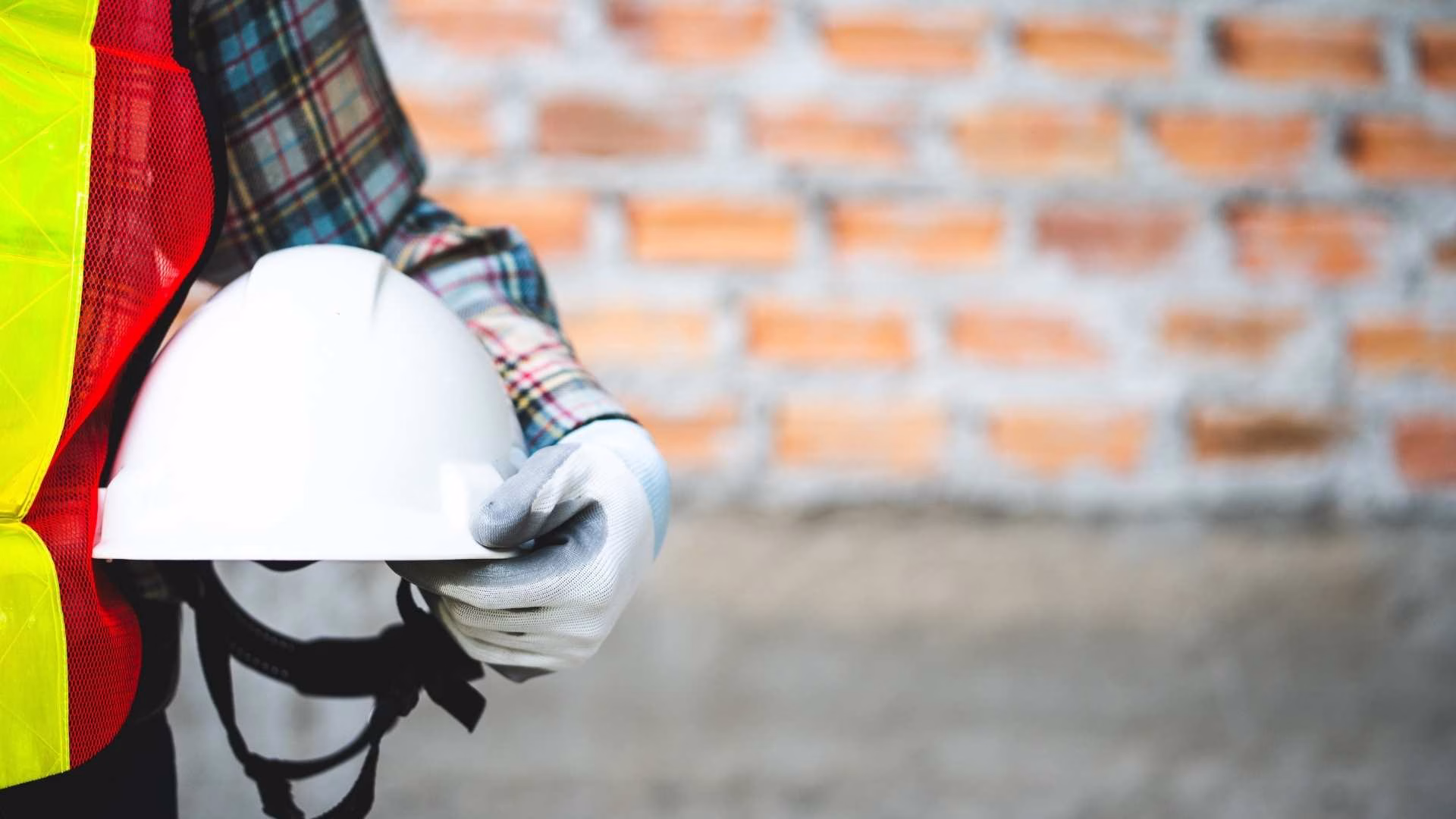 Airspace Regulations Every General Contractor Should Know Before Flying a Jobsite