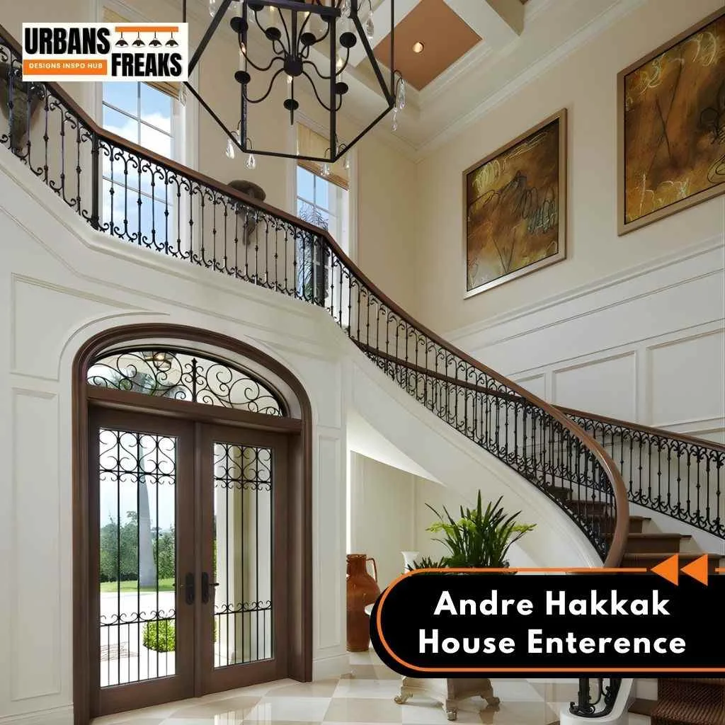Andre Hakkak House Enterence