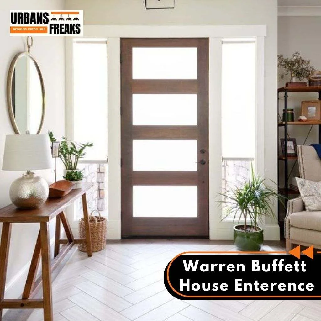 Warren Buffett House Enterence