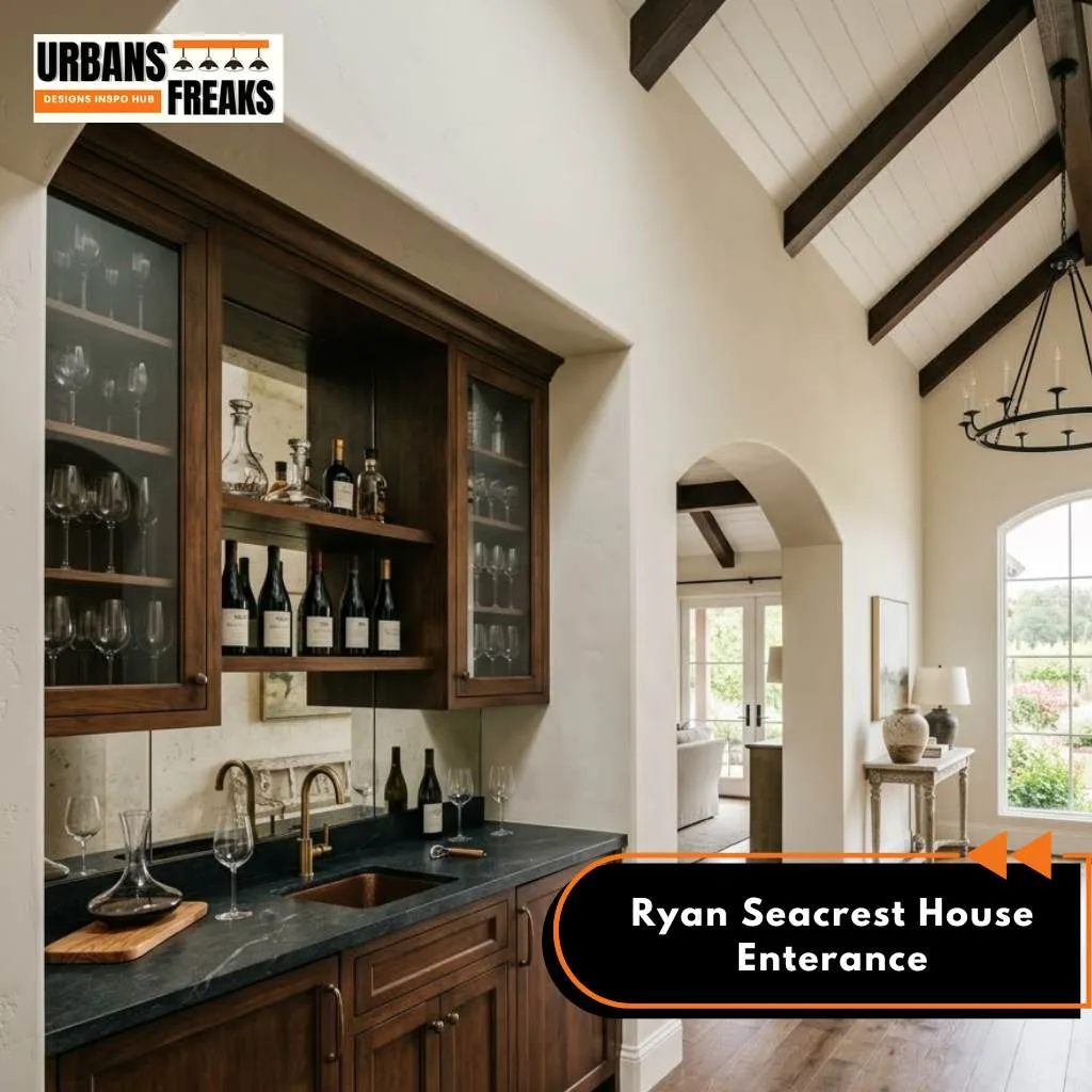 Ryan Seacrest house California enterance