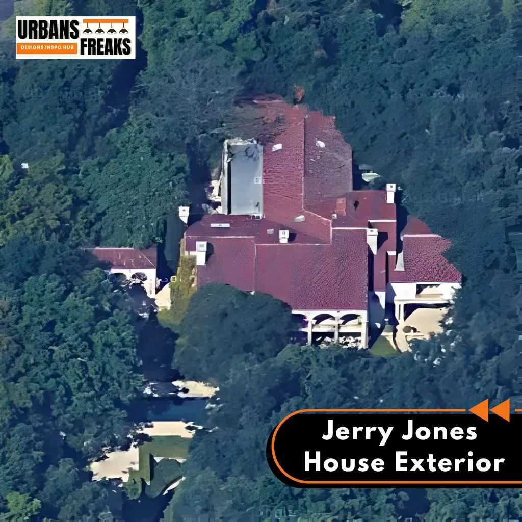 where does Jerry Jones live? Highland Park Location