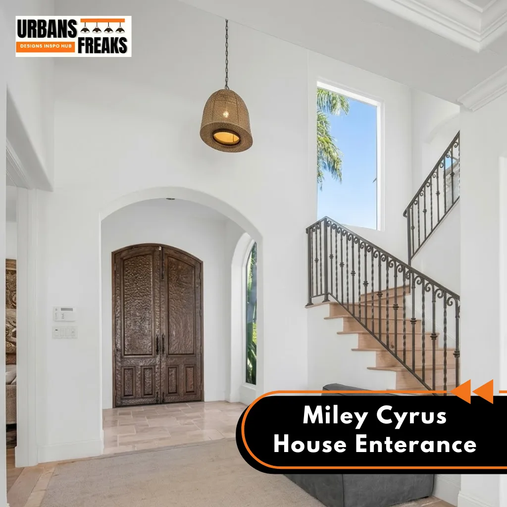 Miley Cyrus House Enterance