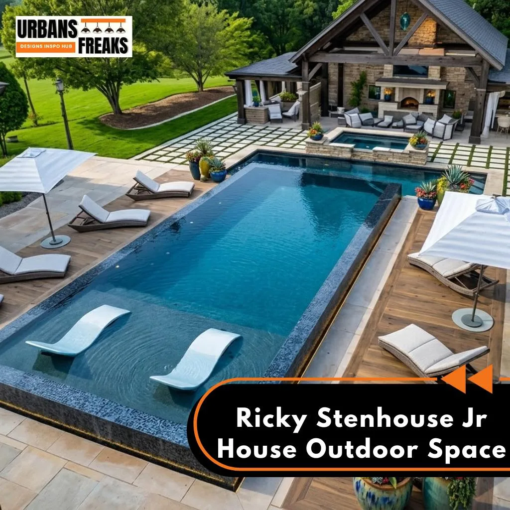 Ricky Stenhouse Jr House outdoor space