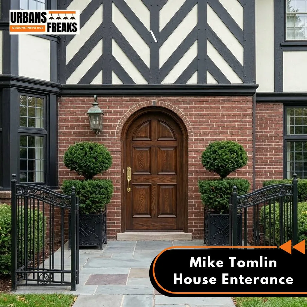 Mike Tomlin House entetrance